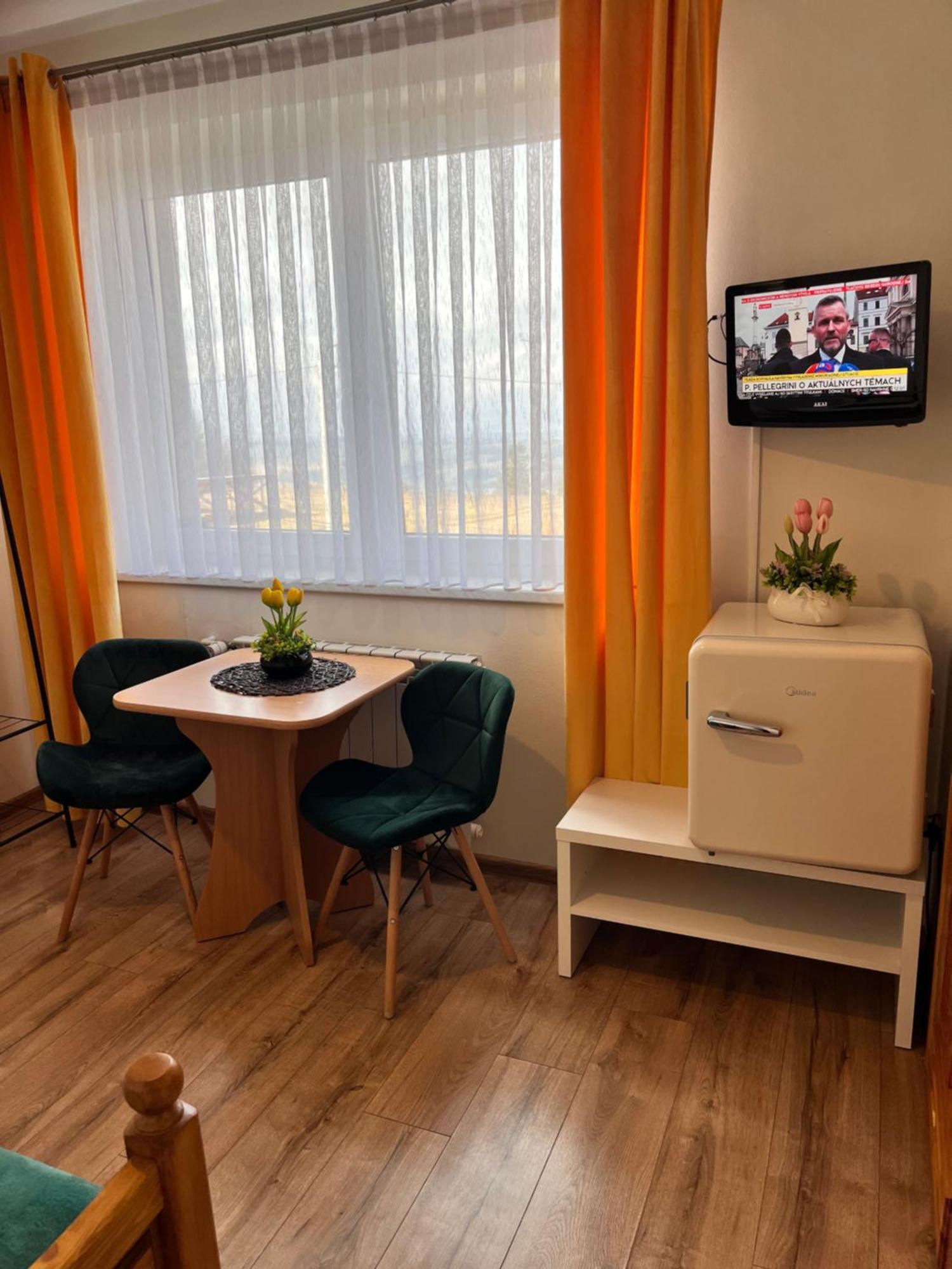 Widokowy Apartament - Pokoje Goscinne Banska Wyzna エクステリア 写真