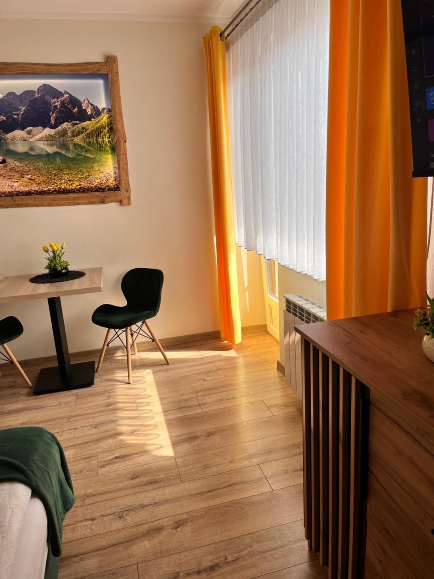 Widokowy Apartament - Pokoje Goscinne Banska Wyzna エクステリア 写真