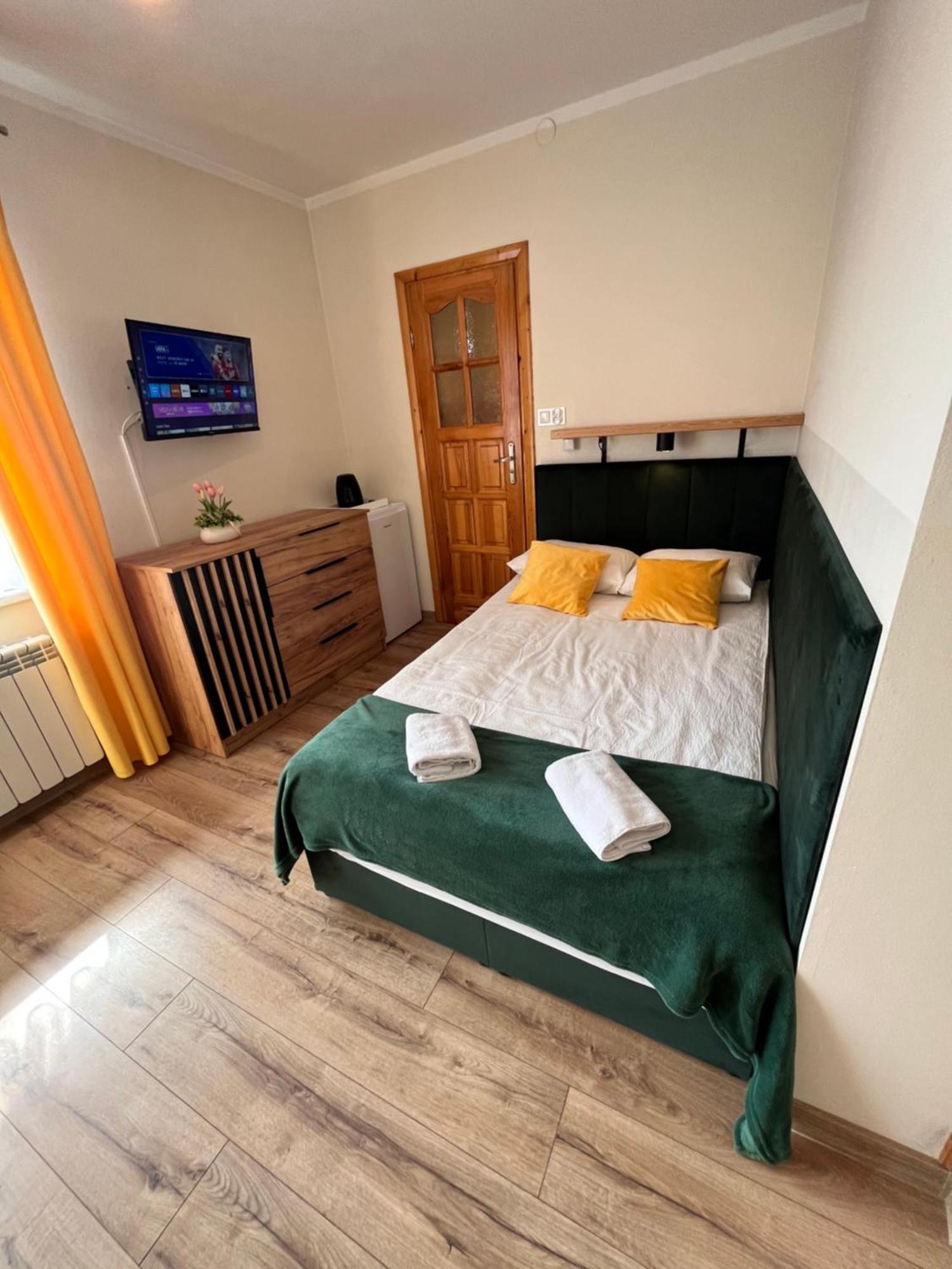 Widokowy Apartament - Pokoje Goscinne Banska Wyzna エクステリア 写真